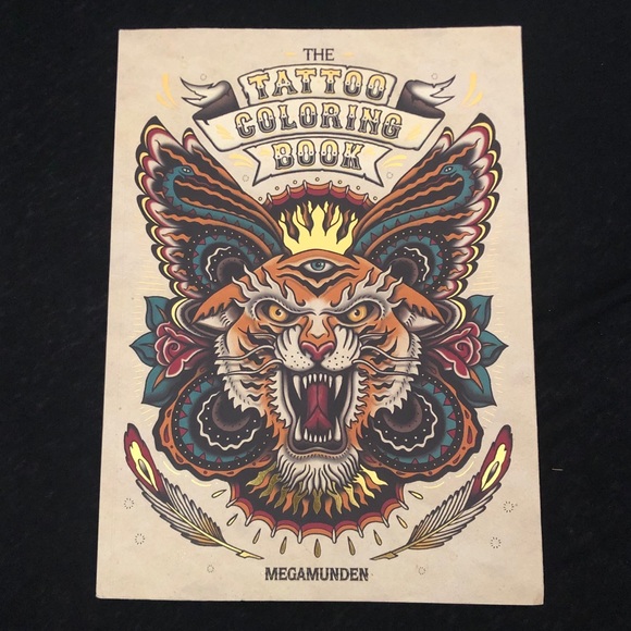 🚨TATTOO COLORING BOOK - Picture 1 of 5